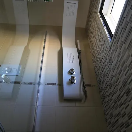 Sea View Apartment *