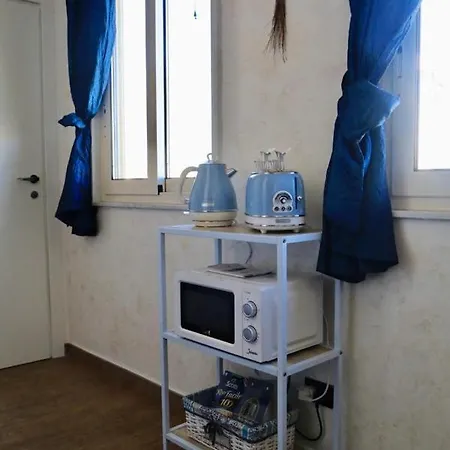 Sea View Apartment *